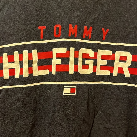 Xl Boys Tommy Hilfiger
Long sleeve cotton t-shirt - Picture 2 of 2